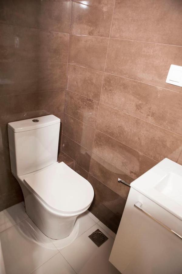 Chic & Comfortable Central Apart, Close To National Archeological Museum! เอเธนส์ ภายนอก รูปภาพ